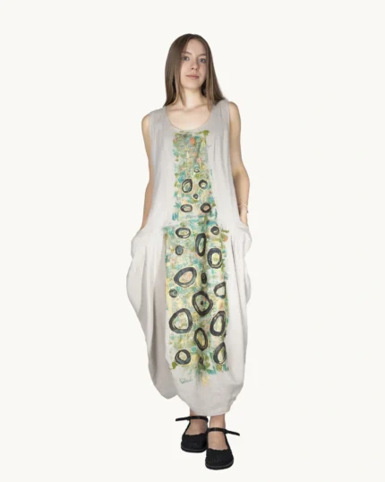 Awangardowa lniana sukienka maxi oversize z ręcznie malowanym abstrakcyjnym wzorem Naturalnie Podlasek